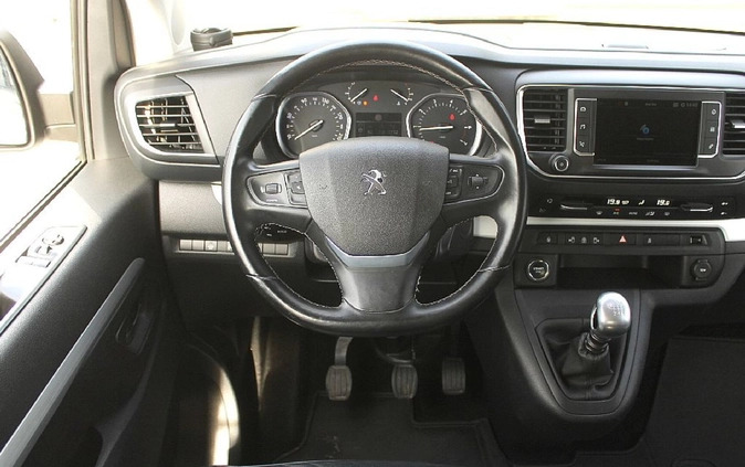 Peugeot Traveller cena 127990 przebieg: 136493, rok produkcji 2017 z Racibórz małe 529